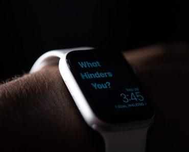 Five Reasons Why You Should Wear a Digital Watch